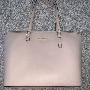 Michael Kors Jet Set Travel Tote